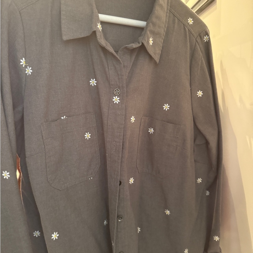 Torrid Gray Button-Down Shirt with White Floral Embroidery